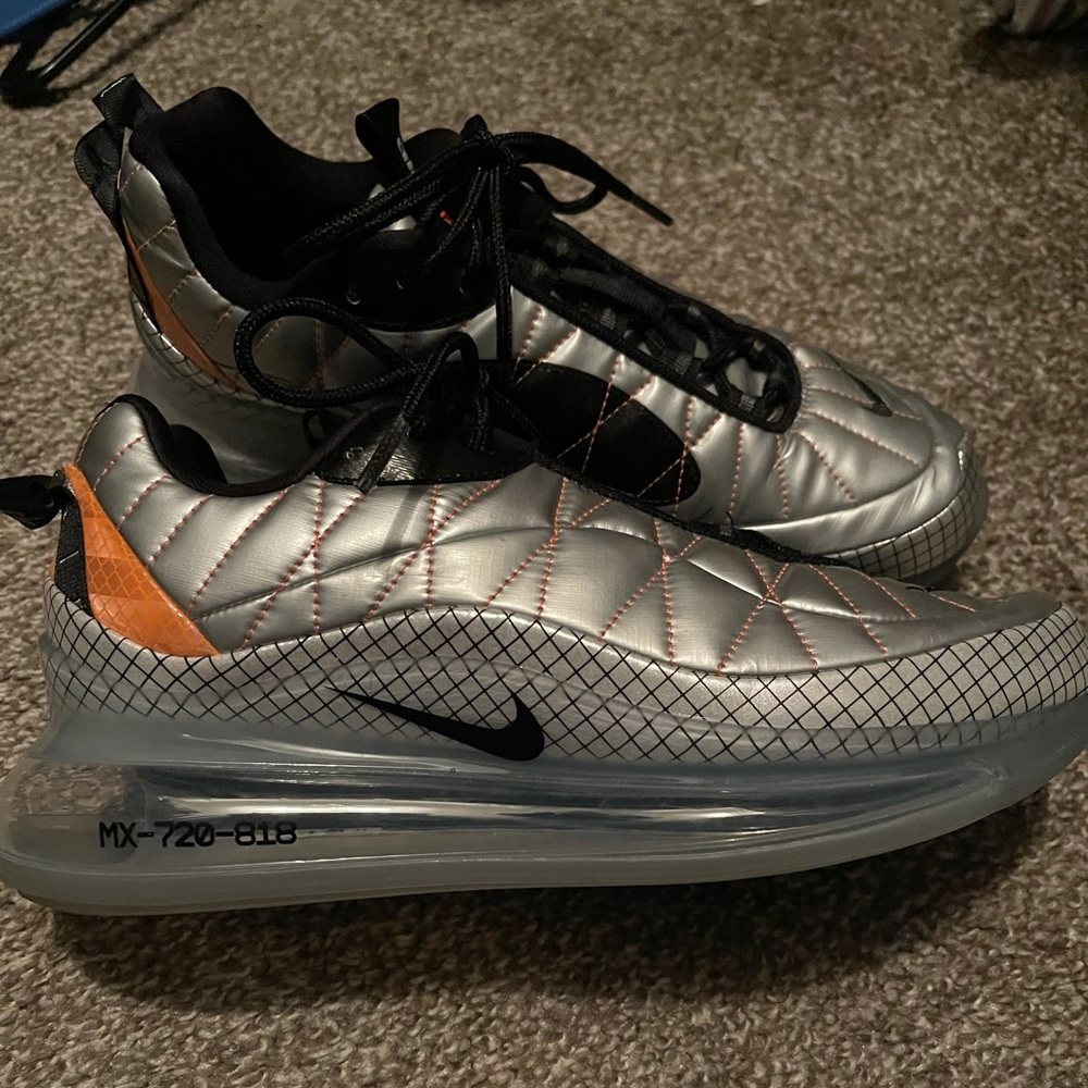 Nike mx 720-818